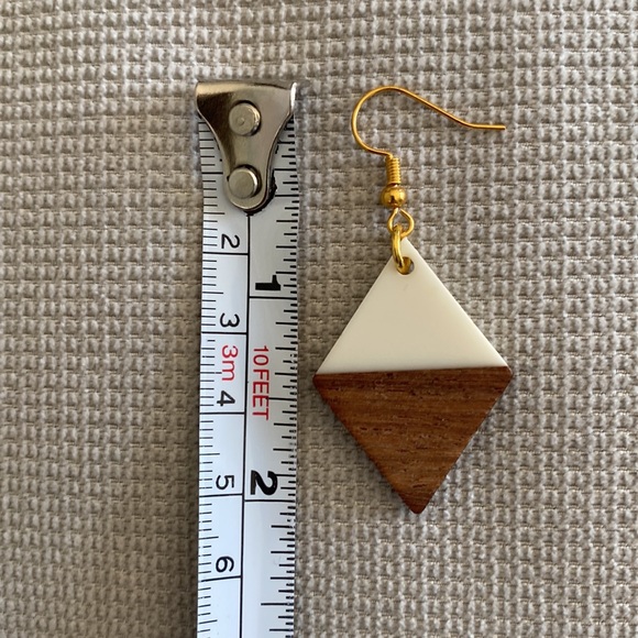 New White Resin Wooden Triangle Statement Earrings - Picture 5 of 6